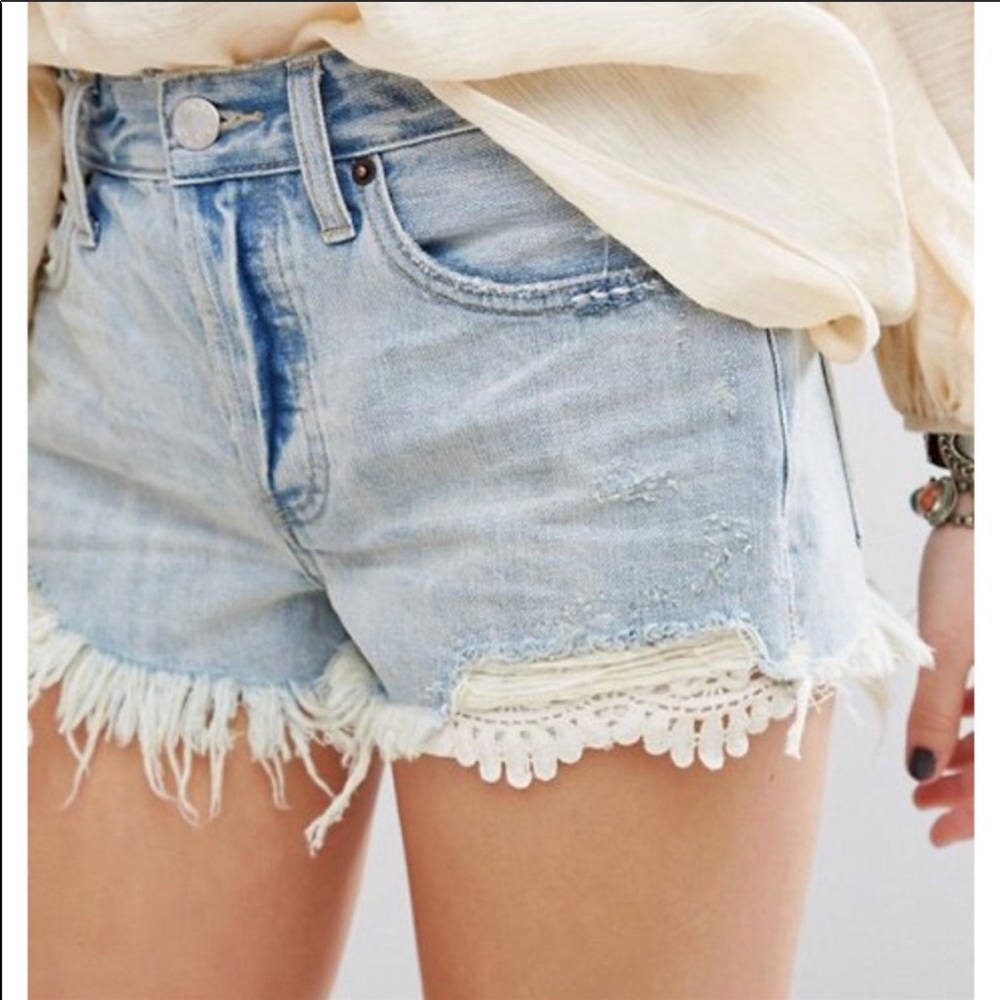 New Free People Fringe Detailed Jean Shorts